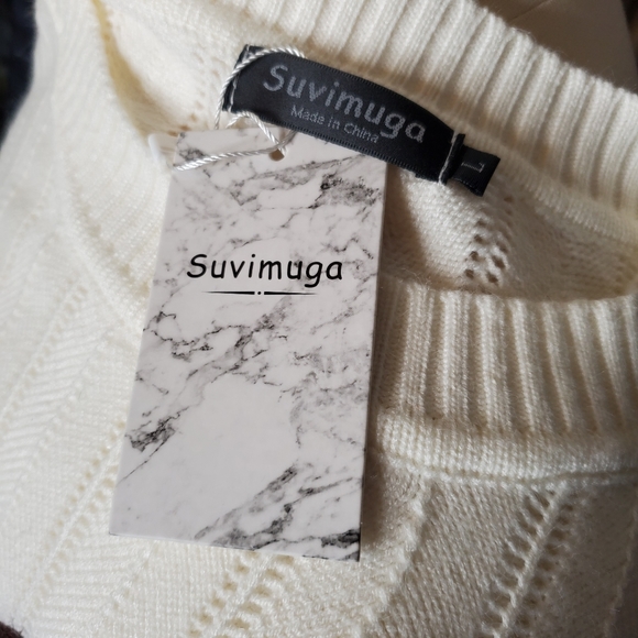 Suvimuga White Oversized Sweater w/ Fall Stripes - Picture 8 of 9